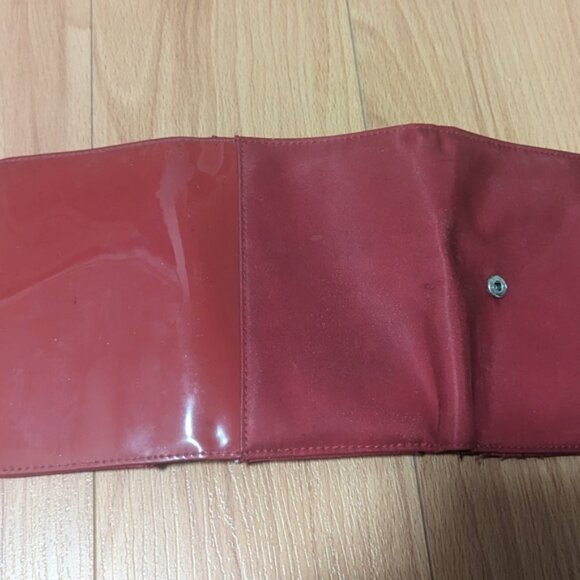 Red Wallet - Picture 2 of 5